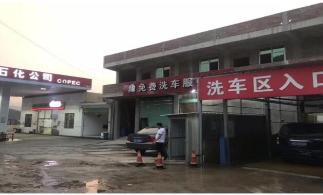 质量和售后密不可分，合作四年多客户再次采购快速机器人电脑洗车机J30两套